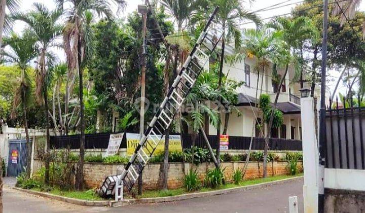 Dijual Rumah Dalam Komplek Lingkungan Executive Posisi Hook Patra Kuningan Rasuna Said Jakarta 2