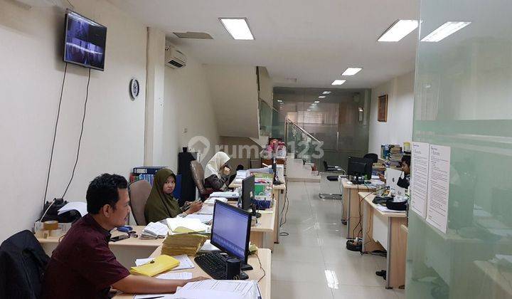 Disewakan Ruko 5 Lantai Cocok Untuk Kantor Tebet Jakarta Selatan
