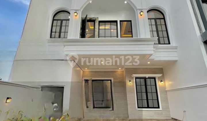 Brandnew Modern Classic Siap Huni Dalam Komplek Kebagusan Jakarta Selatan Brandnew Modern Classic Siap Huni Dalam Komplek Kebagusan Jakarta Selatan