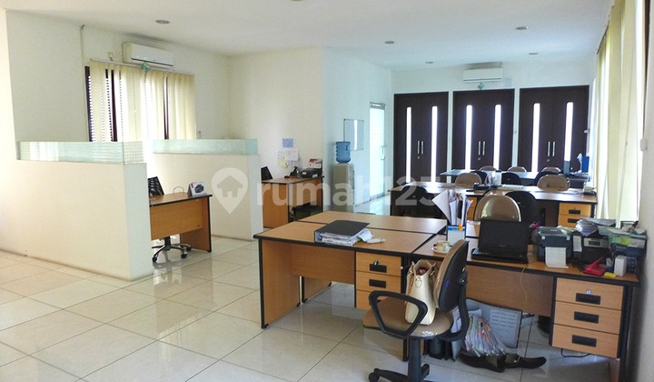 Disewakan Rumah 2 Lantai Cocok U/kantor Dekat Tol Gate Kawasan Bisnis Pondok Pinang Jaksel 2