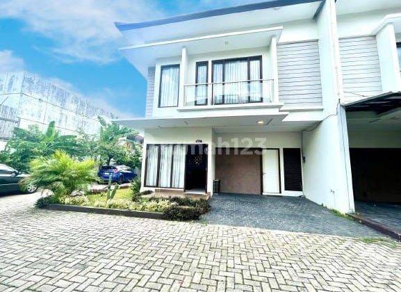 Rumah 2 Lantai Dalam Perumahan  Elite Kebagusan Jaksel
 1