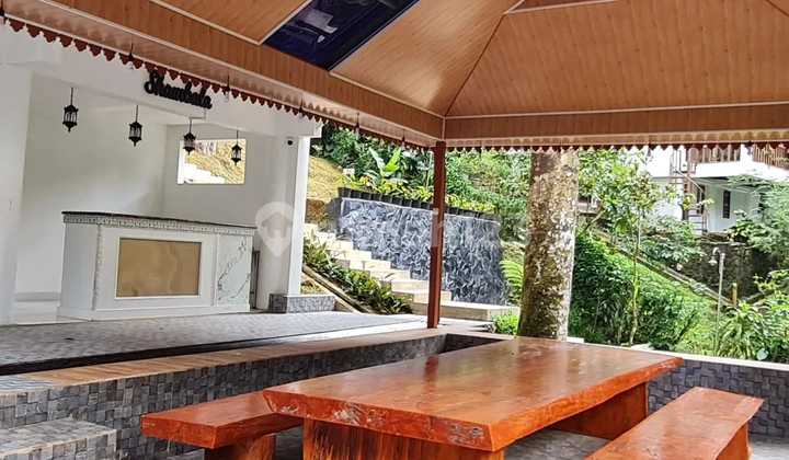 Villa Mewah Di Megamendung Untuk Liburan Keluarga 