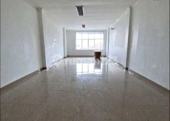 Disewa Ruko 4 Lantai Lokasi Strategis Duren Tiga Disewa Ruko 4 Lantai Lokasi Strategis Duren Tiga