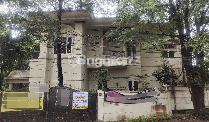 RUMAH STRATEGIS DI LEBAK BULUS