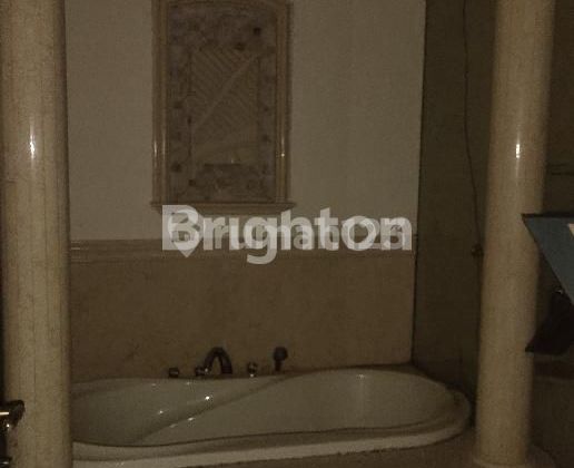 Strategic House in Lebak Bulus 2