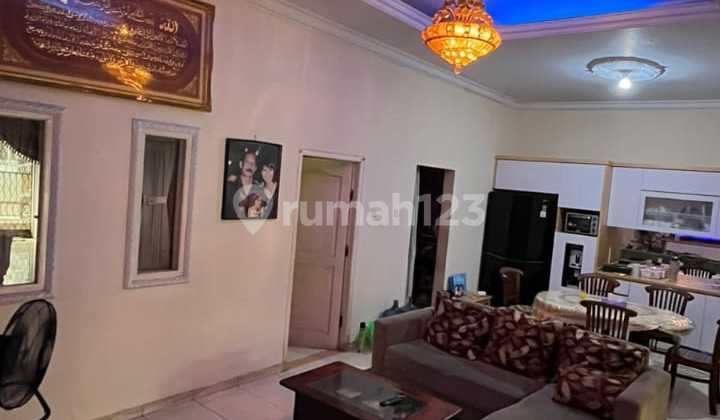 Dijual Rumah di Metland Puri Semi Furnished 2