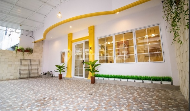 Nice Boarding House for Sale in Mangga Besar, 90-100% Occupied 2