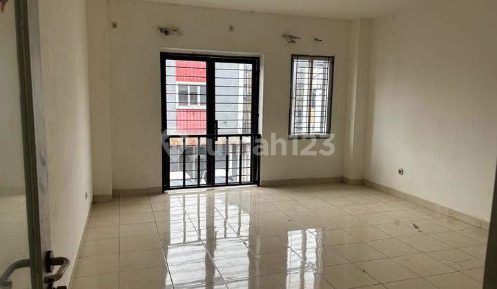 Ruko 3 Lantai Siap Pakai di Pasar Modern Paramount Gading Serpong