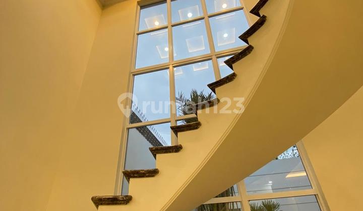 Rumah Mewah Dan Bagus di Kawasan Pondok Indah Jakarta Selatan 