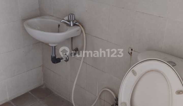 For Rent Strategic Shop House in CBD Ciledug For Rent Strategic Shop House in CBD Ciledug