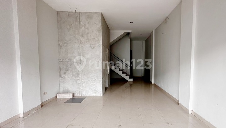 Elang Office Shophouse at Pantai Indah Kapuk Strategic Location