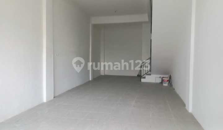 4-Story Ready-to-Use Shop House at Kh Hasyim Ashari Tangerang Negotiable 2