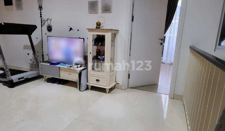 Rumah Bagus Dan Siap Huni di Riviera At Puri Jakarta Barat