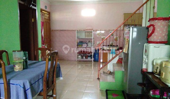 Rumah 2 Lantai Siap Huni di Cipondoh Tangerang Strategis Nego  1