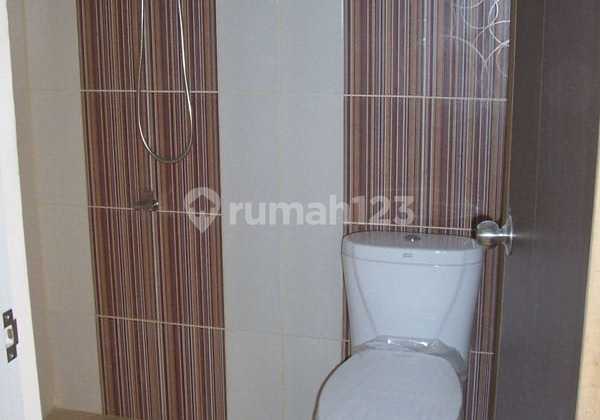 Nice and Well-Maintained House in Setraduta Complex, Bandung, West Java Negotiable 2