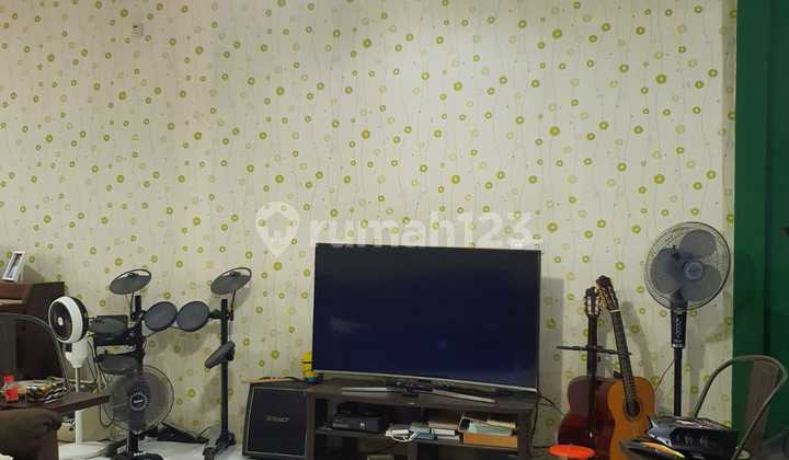 Residential House in Taman Chrysant 2 Kenacana Loka BSD Strategic 2