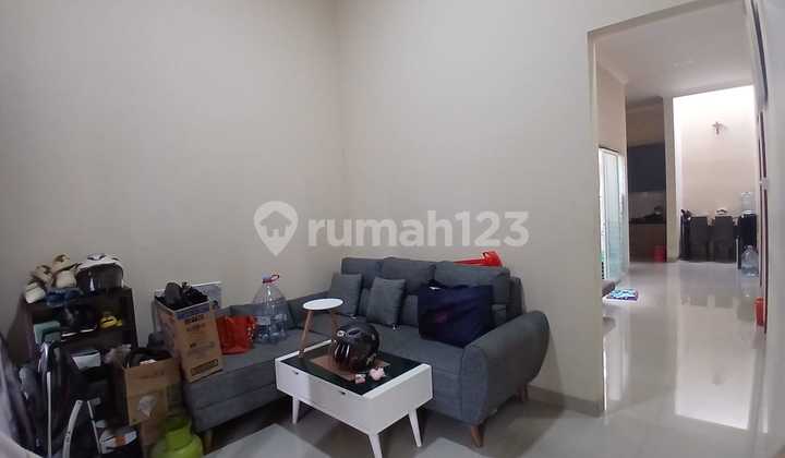 Nice Ready-to-Occupy House in Alam Indah Tangerang Negotiable