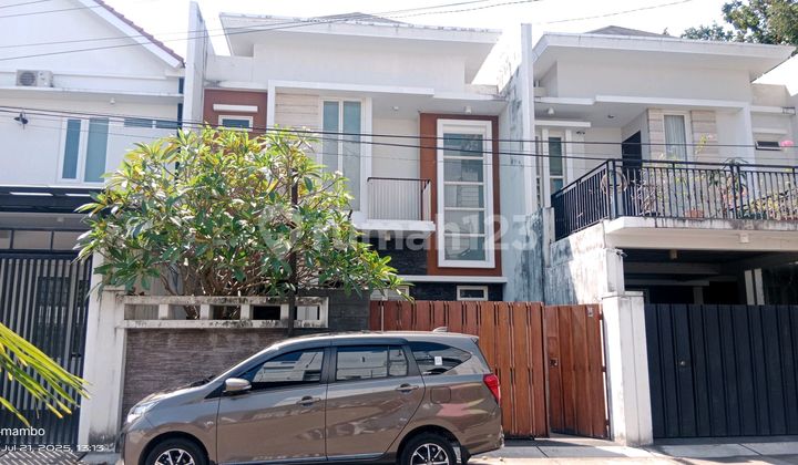 Rumah Cantik Minimalis Modern 2 Lantai Tengah Kota Makassar 1