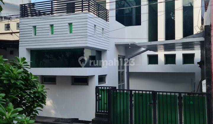 Di Jual Rumah Cantik 2½ Lantai, Siap Huni Di Jatibening  Bekasi 1