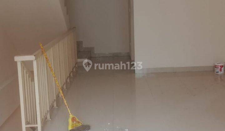 Di Sewakan Termurah, Ruko 2,5 Lantai, Di Grand Galaxy Bekasi 2