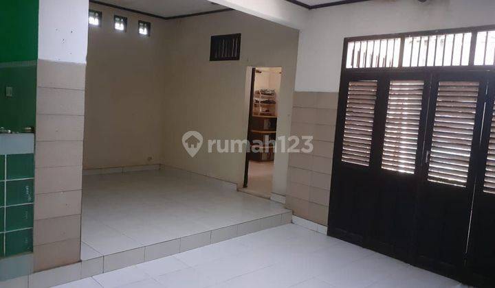 Harga Spesial, Rumah Tanah Luas, 2 Lantai Di Cikunir Bekasi 2