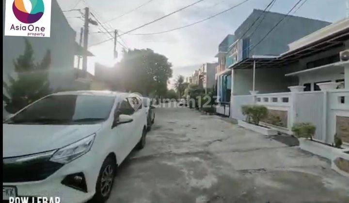 Rumah Rapi Terawat, 1½ Lantai Dalam Cluster Di Harapan Indah 2