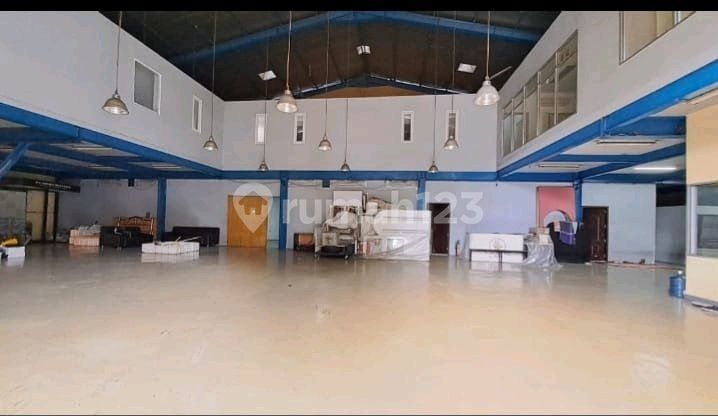 For Sale / For Rent Ready-to-use Warehouse in a Warehouse Complex