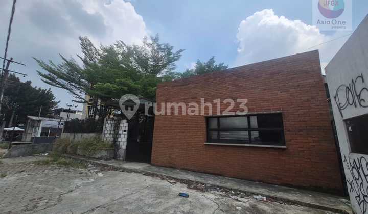 Disewakan Ruang Usaha Ex Cafe di Raya Pekayon Bekasi Selatan Disewakan Ruang Usaha Ex Cafe di Raya Pekayon Bekasi Selatan