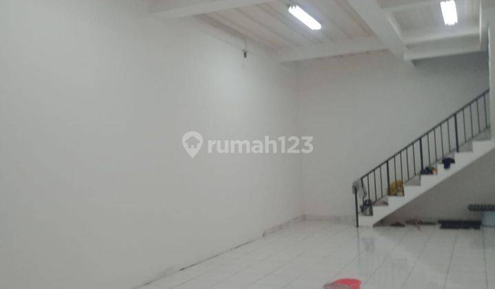 Sewa Ruko Bagus Siap Pakai 2½ Lantai Di Tambun Selatan 2