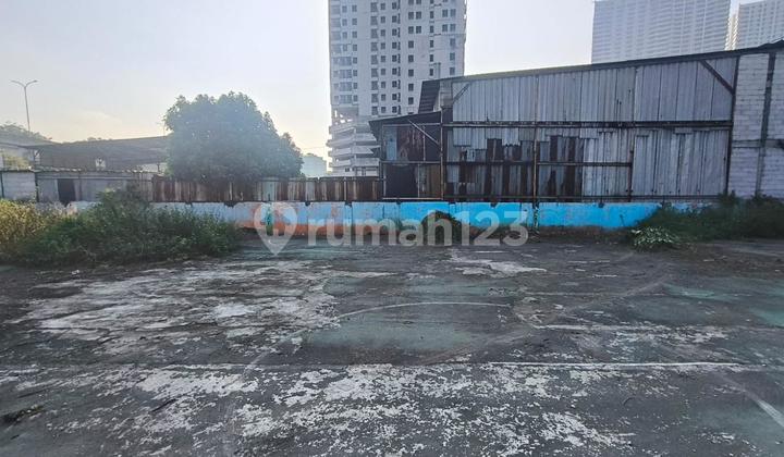 Commercial Land for Sale on Raya Kalimalang, Jakasampurna