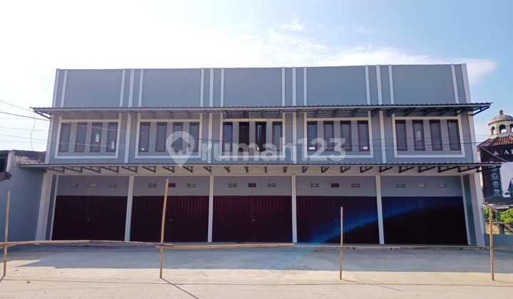 New Shophouse, 5 Units in a Row at Karang Satria, North Tambun, Bekasi. 2