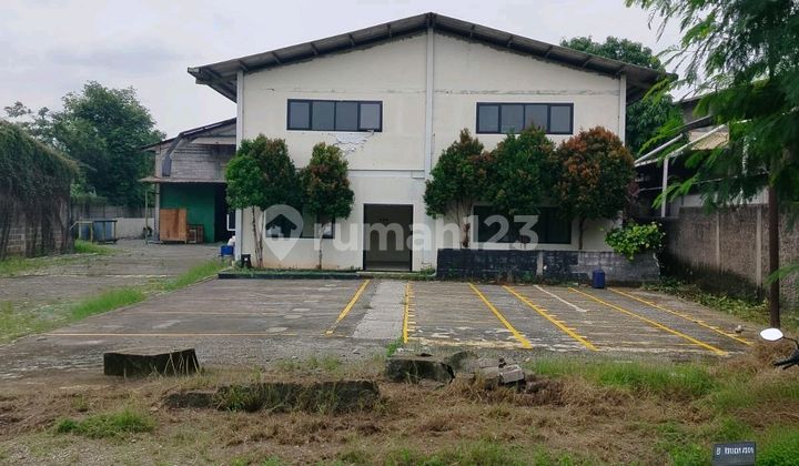 Gudang Murah, Luas di Jalan Raya Setu, Bekasi