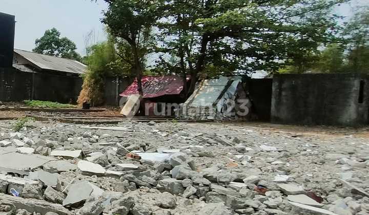 Land for rent in Duren Sawit, 396 m2, price 250 million/year Land for rent in Duren Sawit, 396 m2, price 250 million/year