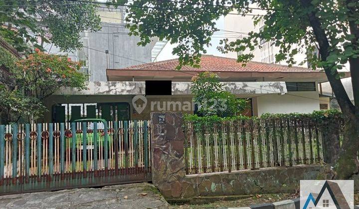 Rumah Klassik Dalam Komplek Area Dago Pusat Kota Bandung  2