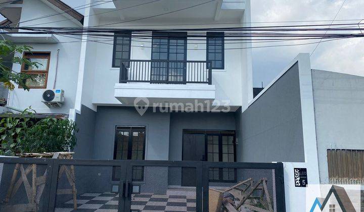 Rumah Gress Dalam Komplek di Turangga Sayap Buah Batu Kot Bandung 2