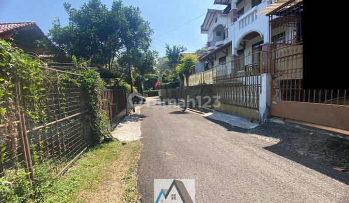 Rumah Classic Dalam Komplek Area Cigadung Sayap Dago Kota Bandung 2