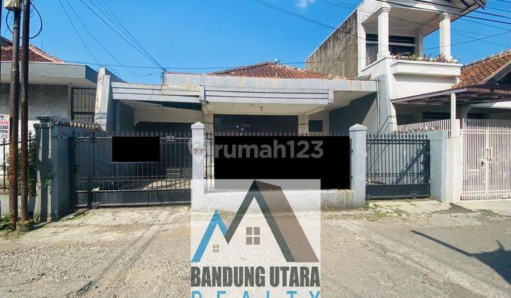 Rumah Klasik Dalam Komplek Area Regol Buah Batu Kota Bandung  1