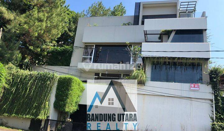 Rumah Lux Modern View Kota Bandung Dalam Komplek Ligar Cigadung 1