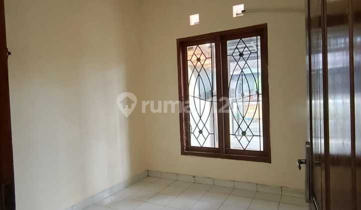 Rumah Hunian di Mahoni Taman Royal 1 Tangerang Strategis 1