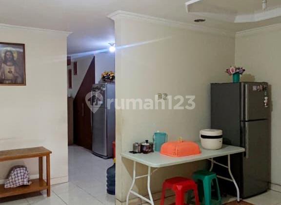 Rumah Bagus 2 Lantai di Citra 2 Ext Jakarta Barat Lokasi Bagus