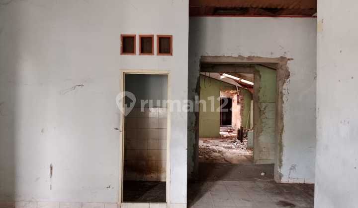 Rumah Tua Hitung Tanah di Kembangan Jakarta Barat Rumah Tua Hitung Tanah di Kembangan Jakarta Barat