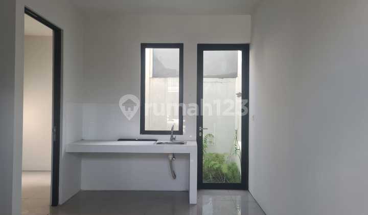 Rumah Siap Huni di Cluster Denza Citra Garden Puri Jakarta barat  2