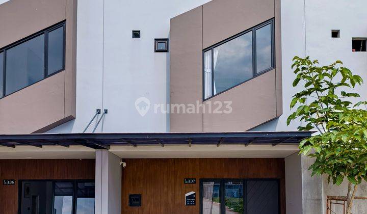 Rumah Kokoh 4 Kt Bsd Serpong Praja Nirbana Living 1