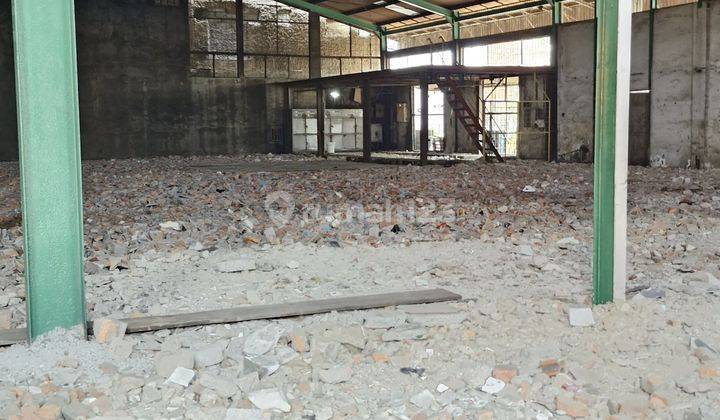 Disewakan, Gudang Luas Akses Container 20Feet Di Plumpang  2