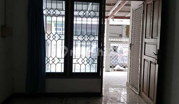 Jual Cepat, Rumah Standart Butuh Renov Di Danau Indah 