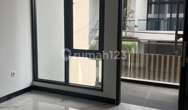 Turun Harga Rumah Baru Di Sunter Danau 3.5lantai 2