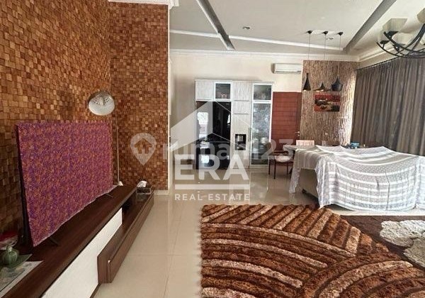 dijual rumah di Sunter Agung hoek siap huni bagus letak strategis dijual rumah di Sunter Agung hoek siap huni bagus letak strategis