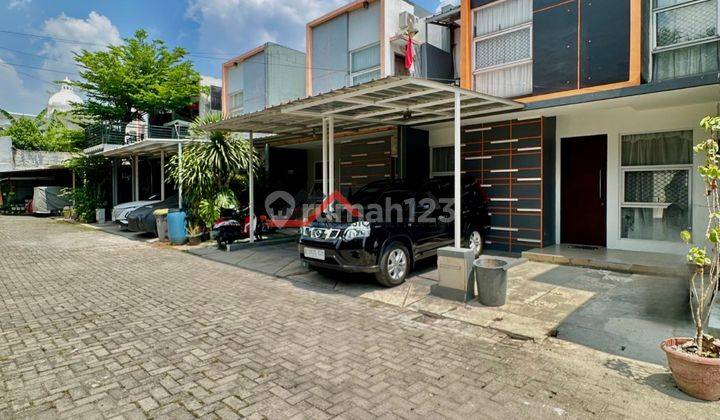 Rumah Komplek Murah Strategis 1