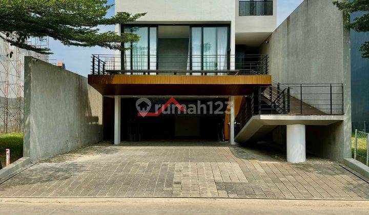 Rumah Dalam Townhouse Kemang 1