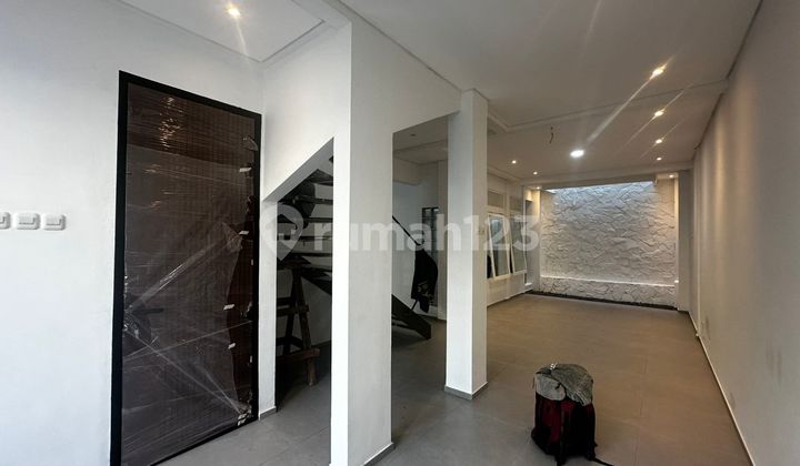 Move-in Ready House, Bintaro Sector 2, One Gate System, Newly Renovated 2